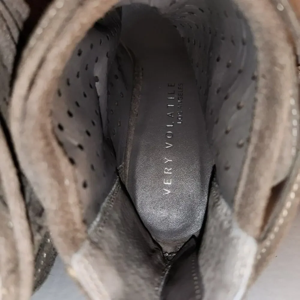 VERY VOLATILE VV Kalio Grey Gray Wrap Around Suede Peep Toe Shoetie Womens 9